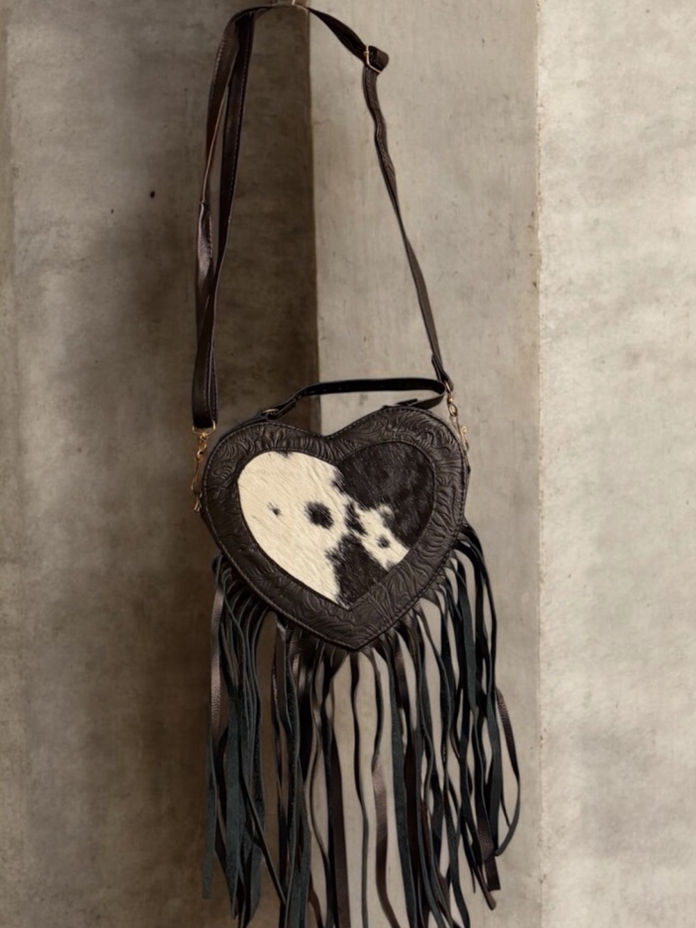 Western Fringe Heart Crossbody Bag in Black and White
